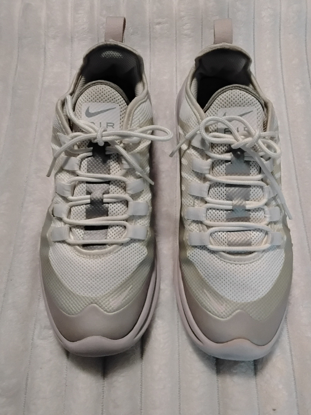Nike Men’s White and Light Gray Sneakers